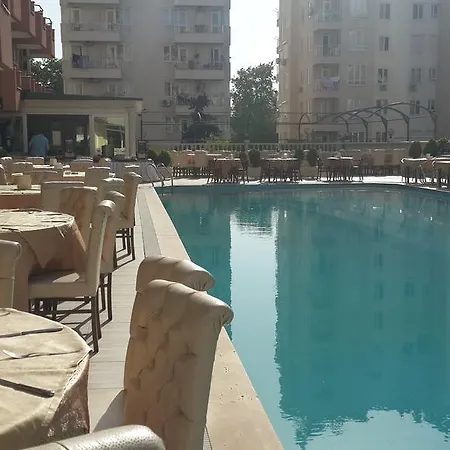 Hotel Lara Hadrianus