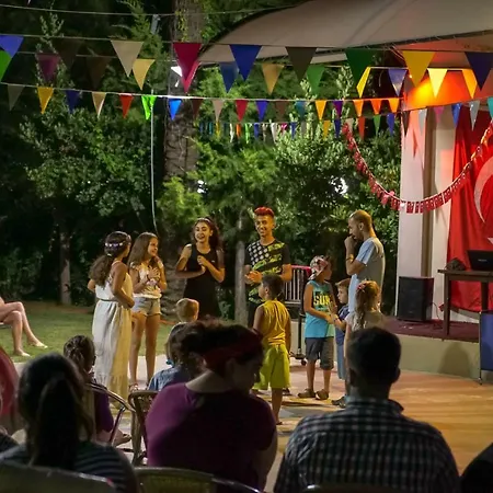 Lara Hadrianus Hotel