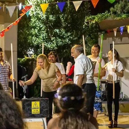 Lara Hadrianus Hotel 3*