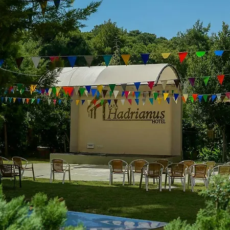 Hotel Lara Hadrianus