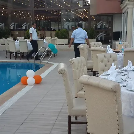 Hotel Lara Hadrianus 3*