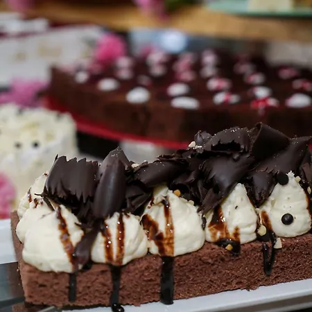 Lara Hadrianus Hotel